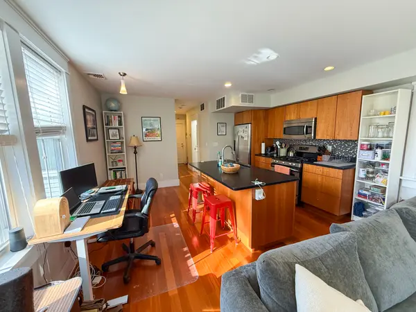 44 Rockview St #4, Jamaica Plain, MA 02130-2173