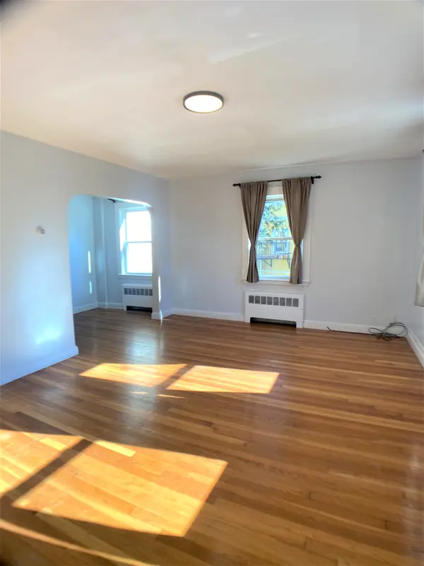 16 St John St #2, Jamaica Plain, MA 02130-2534