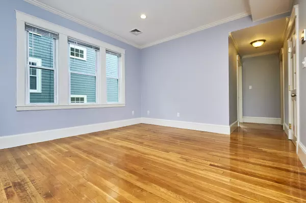 Jamaica Plain, MA 02130-3306,42 Glen Rd #3