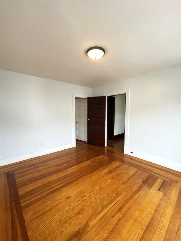7 Spalding St #2, Jamaica Plain, MA 02130-3233