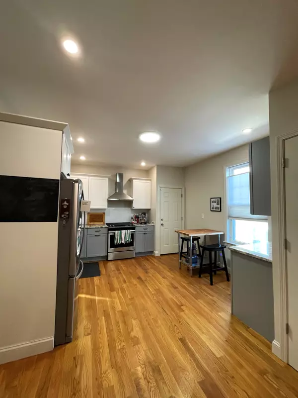 Boston, MA 02130-2289,69 Boylston St #1