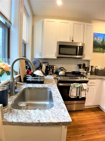 7 Brown Ter #1R, Jamaica Plain, MA 02130-2870