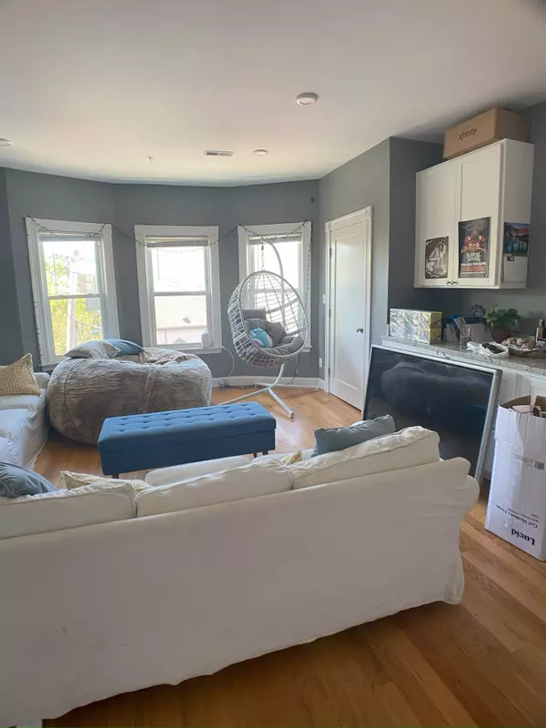 Jamaica Plain, MA 02130-2463,29 Brookside Ave #3