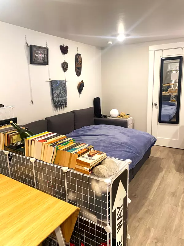 Jamaica Plain, MA 02130-2881,15 Seaverns Ave #3