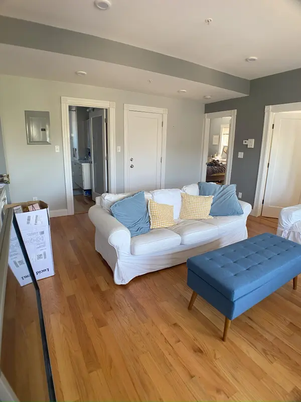29 Brookside Ave #3, Jamaica Plain, MA 02130-2463