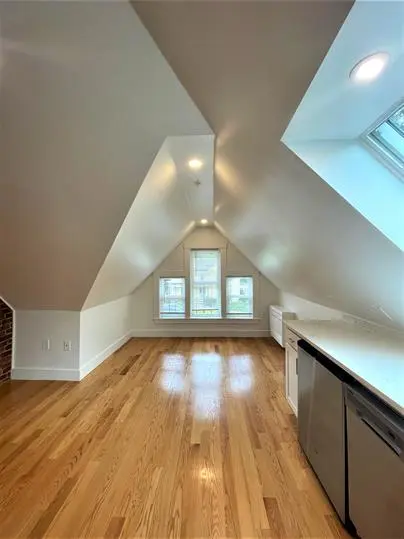 29 Green St #14, Jamaica Plain, MA 02130-2510
