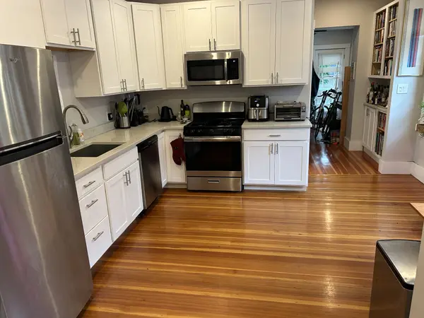 6 Brown Ter #1R, Jamaica Plain, MA 02130-2868