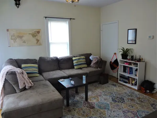 32 Forbes St #3, Jamaica Plain, MA 02130-4871