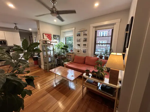 6 Brown Ter #1R, Jamaica Plain, MA 02130-2868