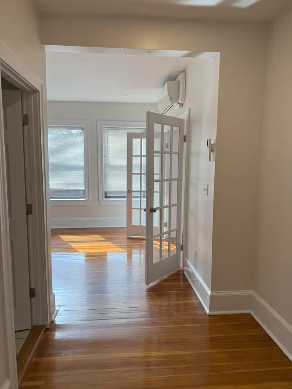 9 Seaverns Ave #2F, Jamaica Plain, MA 02130-2872