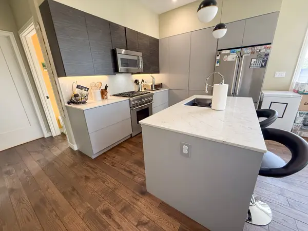 45 Burnett St #407, Jamaica Plain, MA 02130-2798