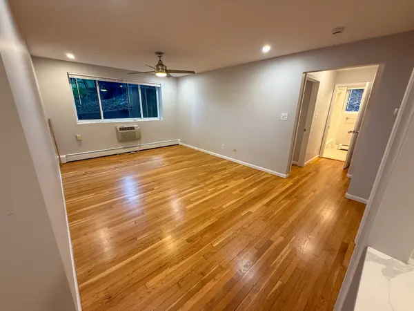 171 South St #10B, Jamaica Plain, MA 02130-3919