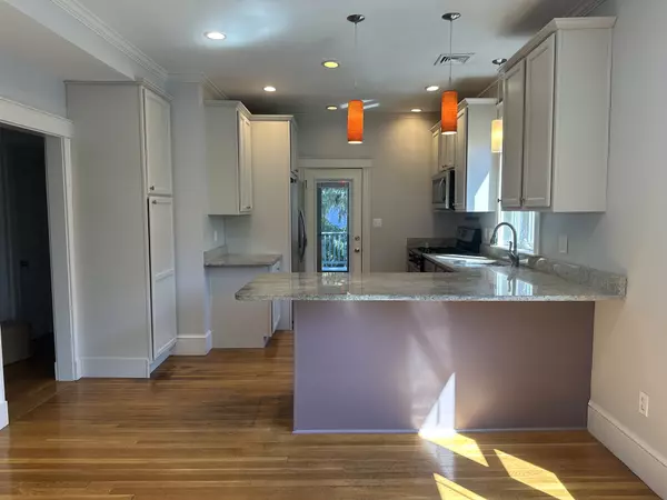 Jamaica Plain, MA 02130-3306,42 Glen Rd #2