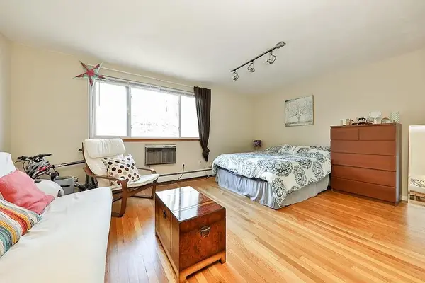 171 South St #14B, Jamaica Plain, MA 02130-3919