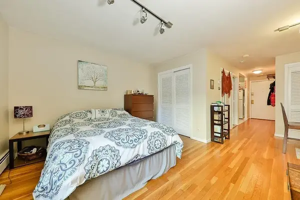 171 South St #14B, Jamaica Plain, MA 02130-3919