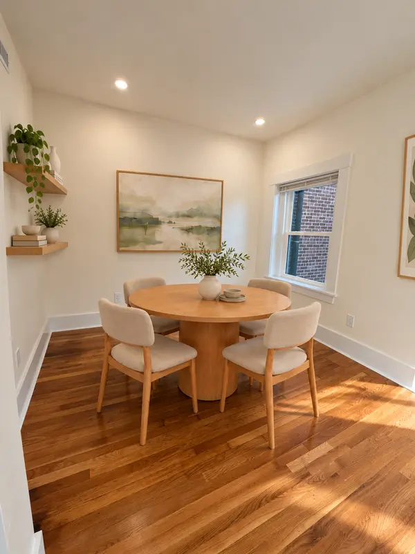 709 Centre St #301, Jamaica Plain, MA 02130-2528