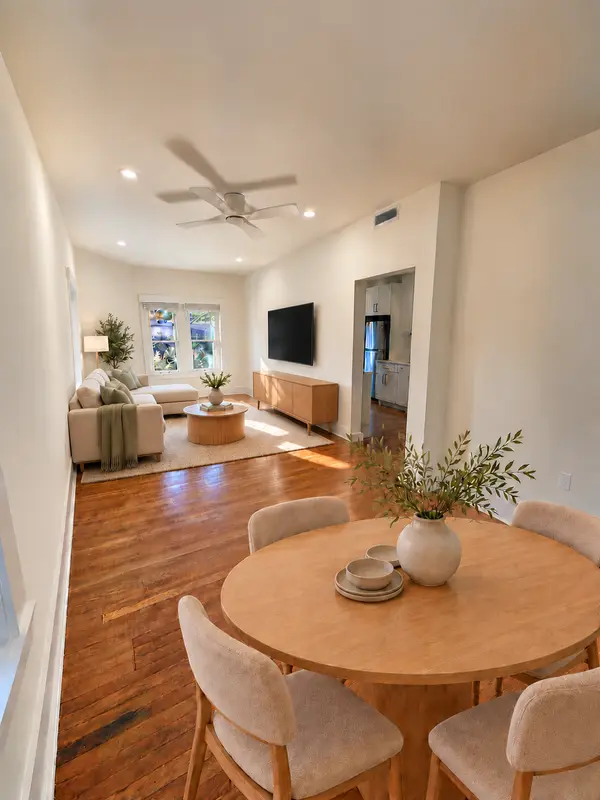 709 Centre St #301, Jamaica Plain, MA 02130-2528