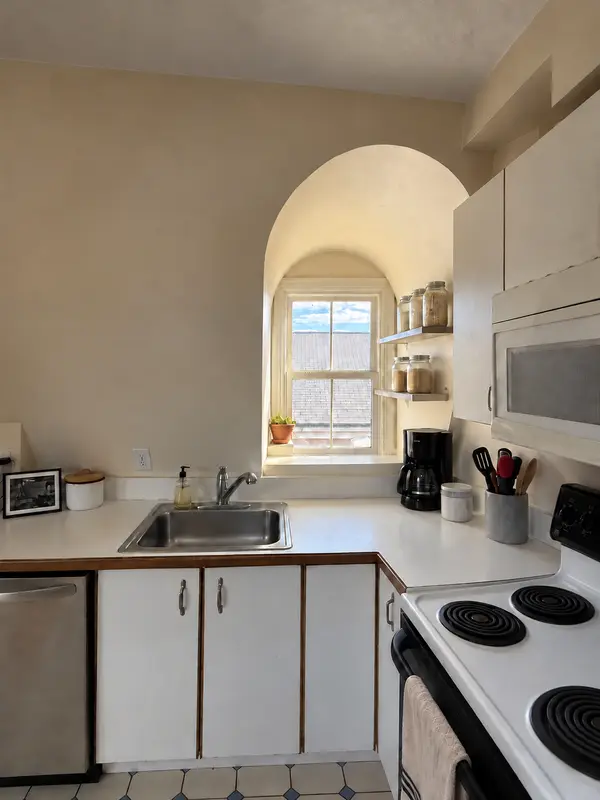 26 Millmont St #D, Roxbury, MA 02119-4025