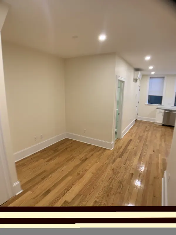 9 Seaverns Ave #1R, Jamaica Plain, MA 02130-2872