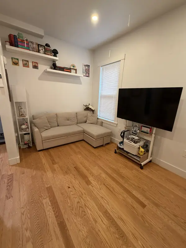 31 Green St #5, Jamaica Plain, MA 02130-2510