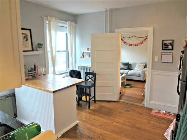 6 Brown Ter #2R, Jamaica Plain, MA 02130-2868