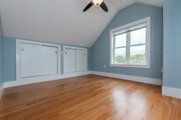 29 Brookside Ave #4, Jamaica Plain, MA 02130-2463