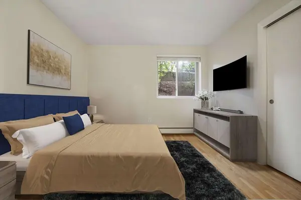 171 South St #16B, Jamaica Plain, MA 02130-3919