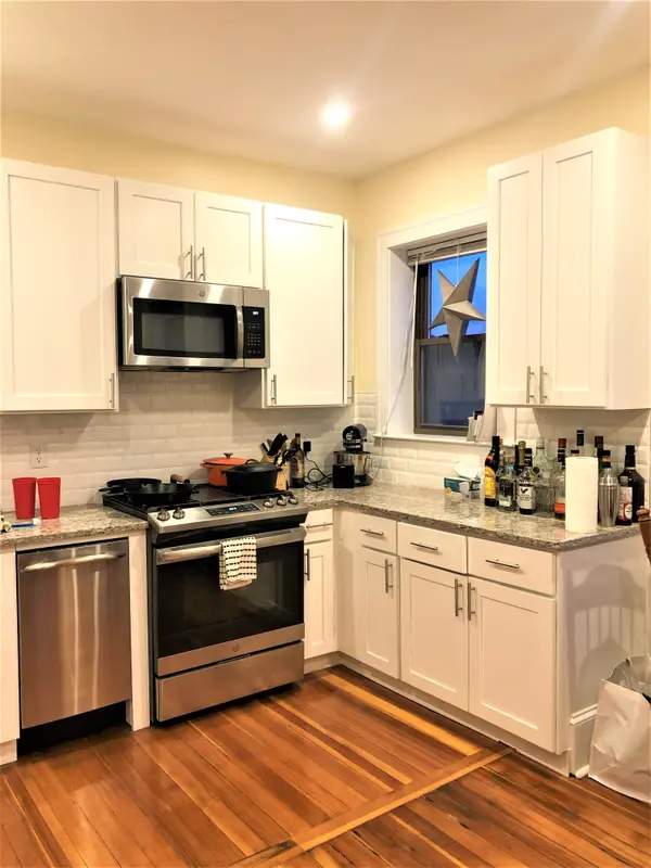 9 Seaverns Ave #3F, Jamaica Plain, MA 02130-2872