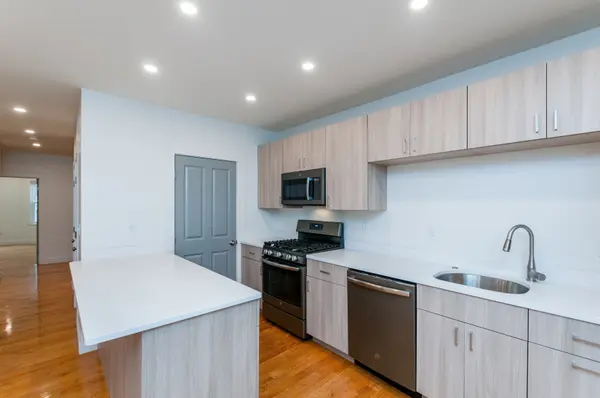 33 Woodman St #3, Jamaica Plain, MA 02130-3879