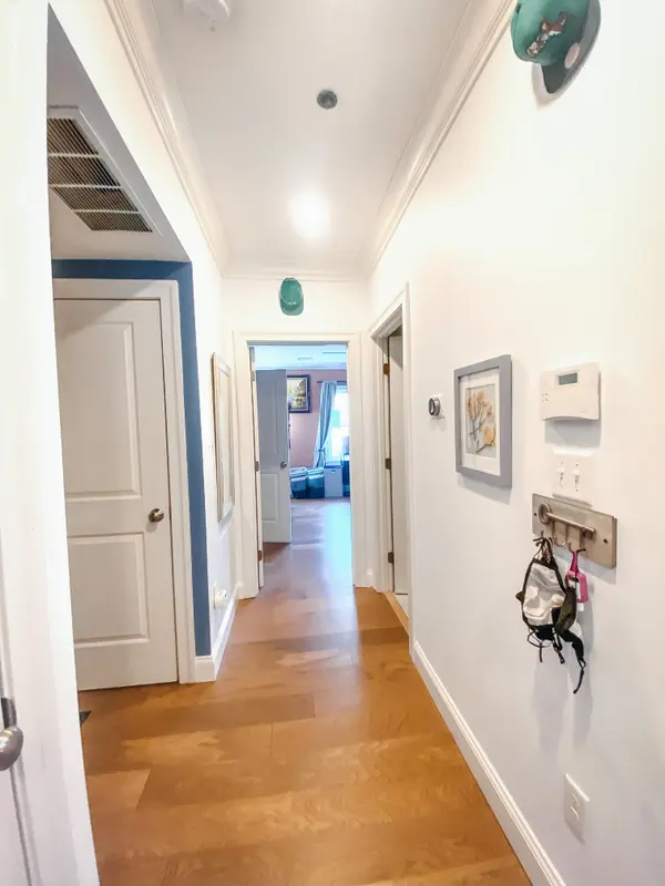 121 Green St #203, Jamaica Plain, MA 02130-2255