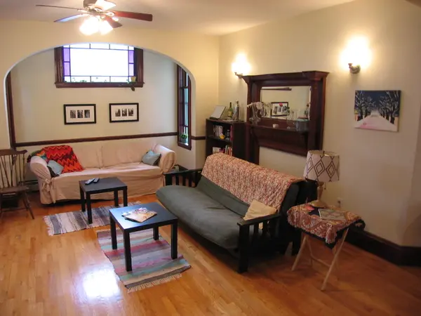 118 Chestnut Ave #2, Jamaica Plain, MA 02130-1973