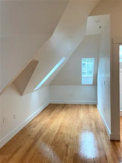 29 Green St #16, Jamaica Plain, MA 02130-2510
