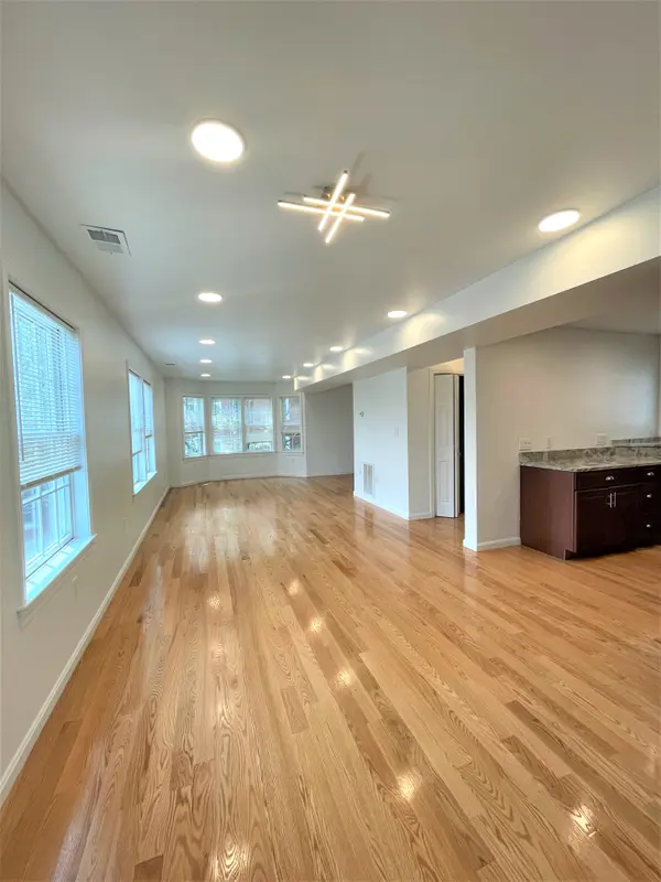 28 Lambert St #2, Roxbury, MA 02119-3699