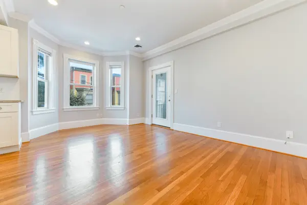 14 Armstrong St #2, Jamaica Plain, MA 02130-5006