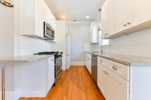 14 Armstrong St #2, Jamaica Plain, MA 02130-5006