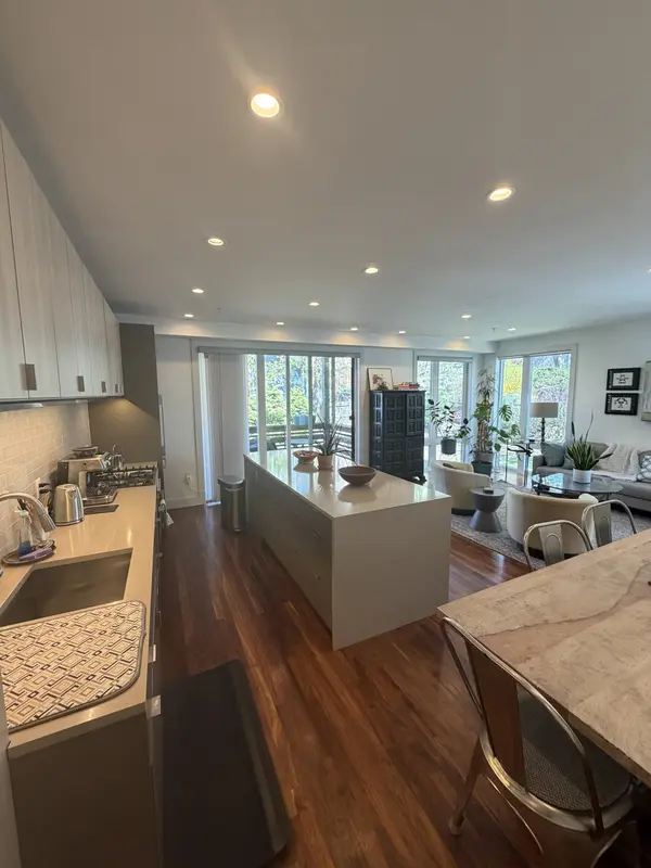 60 Carolina Ave #1, Jamaica Plain, MA 02130-3213