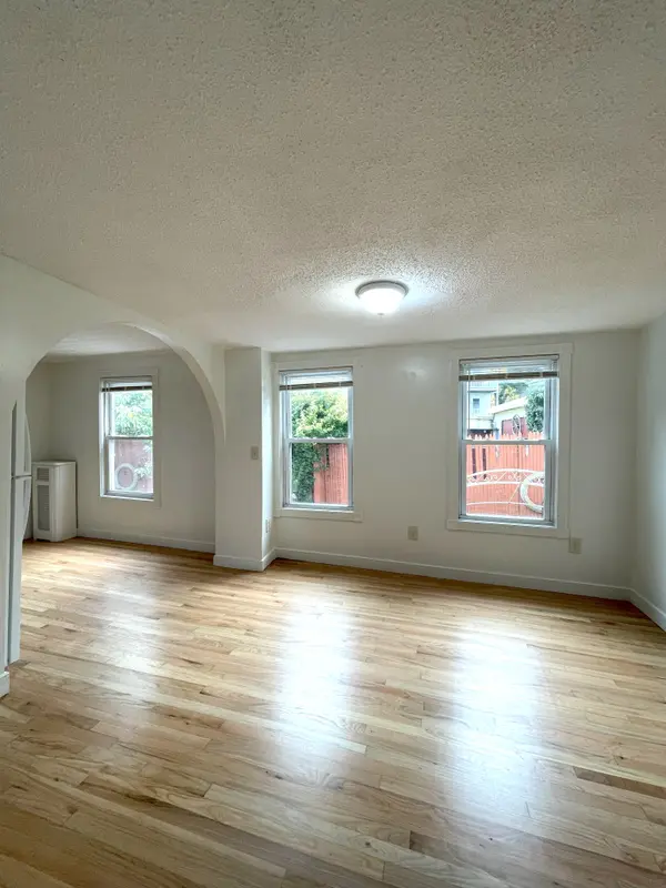 108 Brookside Ave #1, Jamaica Plain, MA 02130-4895