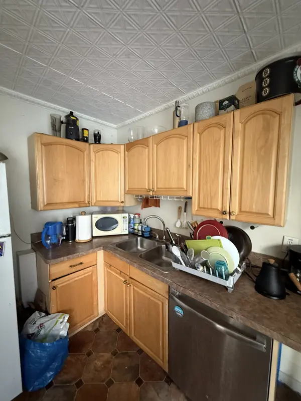 5 Edge Hill St #2, Jamaica Plain, MA 02130-1345