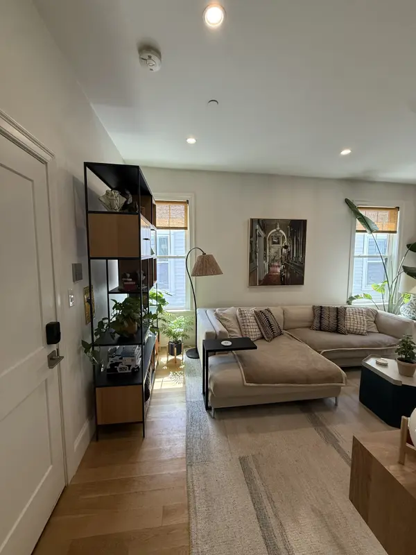 3231 Washington St #3, Jamaica Plain, MA 02130-2654