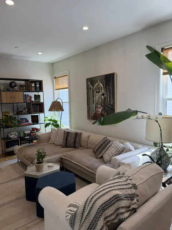 3231 Washington St #3, Jamaica Plain, MA 02130-2654