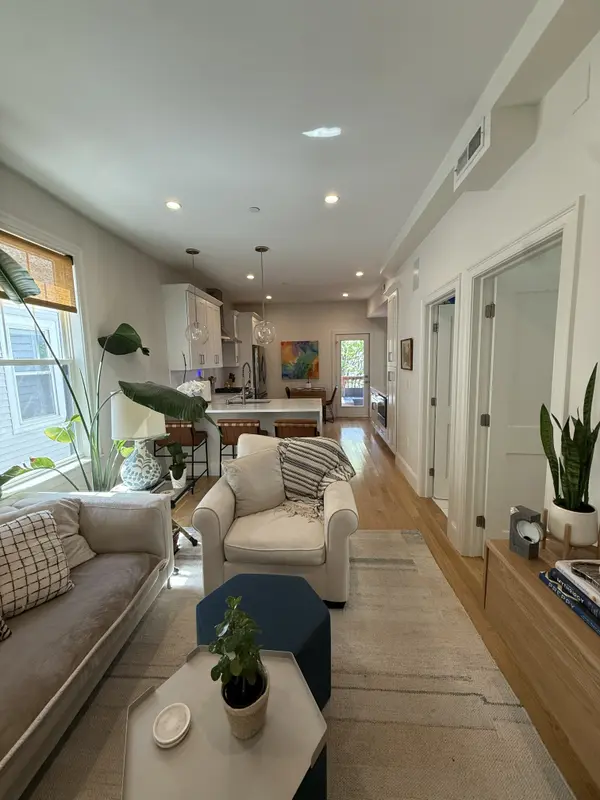 3231 Washington St #3, Jamaica Plain, MA 02130-2654