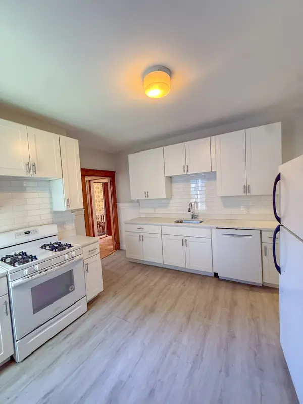 51 Parkton Rd #3, Jamaica Plain, MA 02130-1744