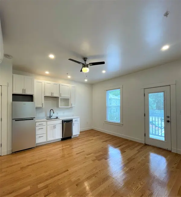 31 Green St #7, Jamaica Plain, MA 02130-2510