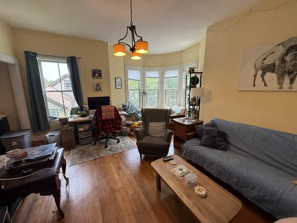 7 Lamartine Ter #2, Jamaica Plain, MA 02130-2207