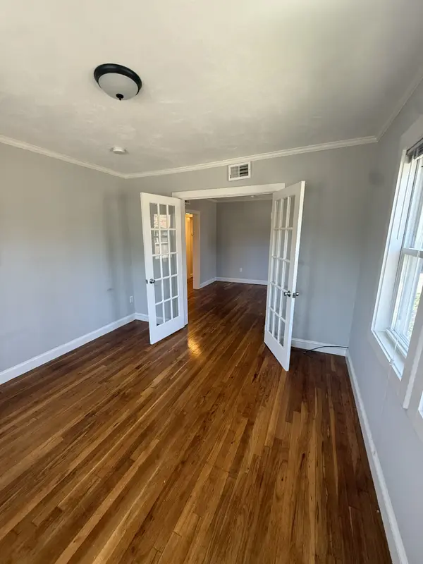 265 Hyde Park Ave #2, Jamaica Plain, MA 02130-4221