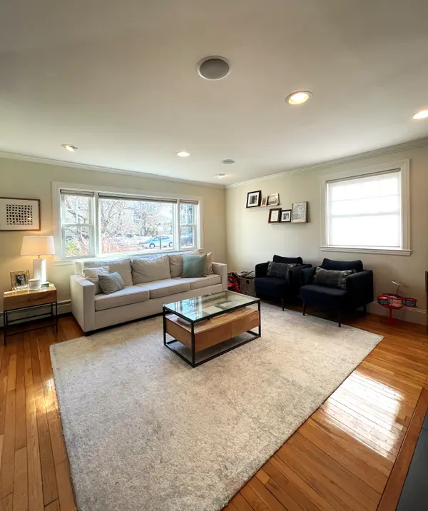 36 Burroughs St, Jamaica Plain, MA 02130-4016