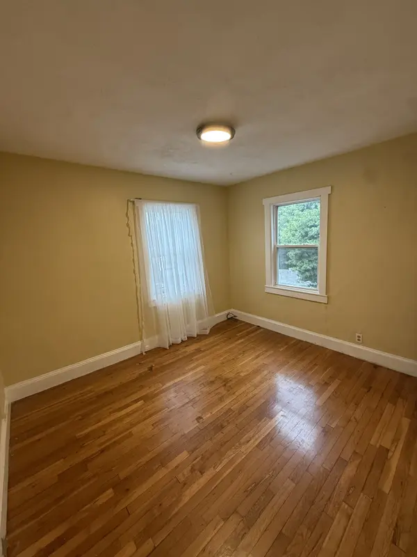 265 Hyde Park Ave #3L, Jamaica Plain, MA 02130-4221