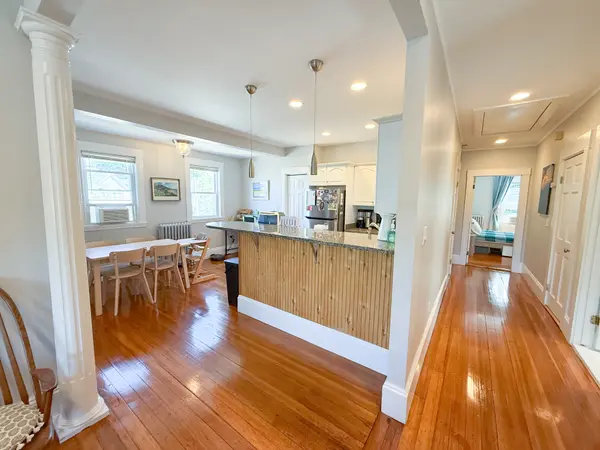 410 S Huntington Ave #3, Jamaica Plain, MA 02130-5219