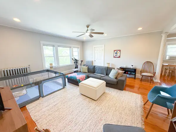 410 S Huntington Ave #3, Jamaica Plain, MA 02130-5219