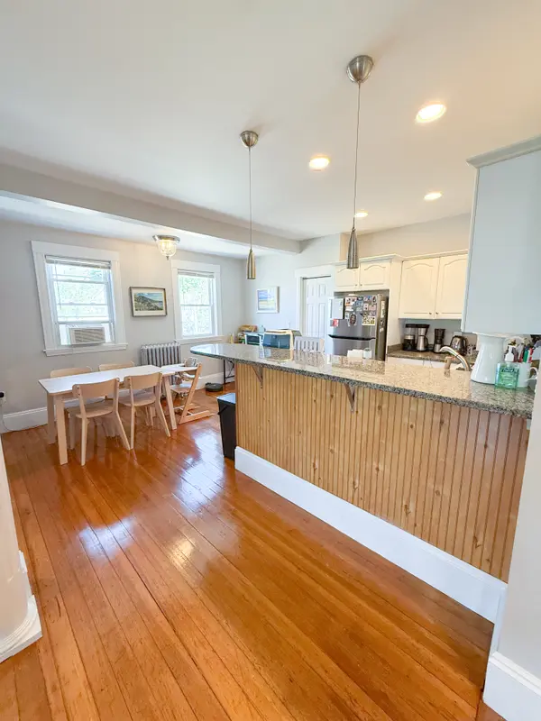 410 S Huntington Ave #3, Jamaica Plain, MA 02130-5219